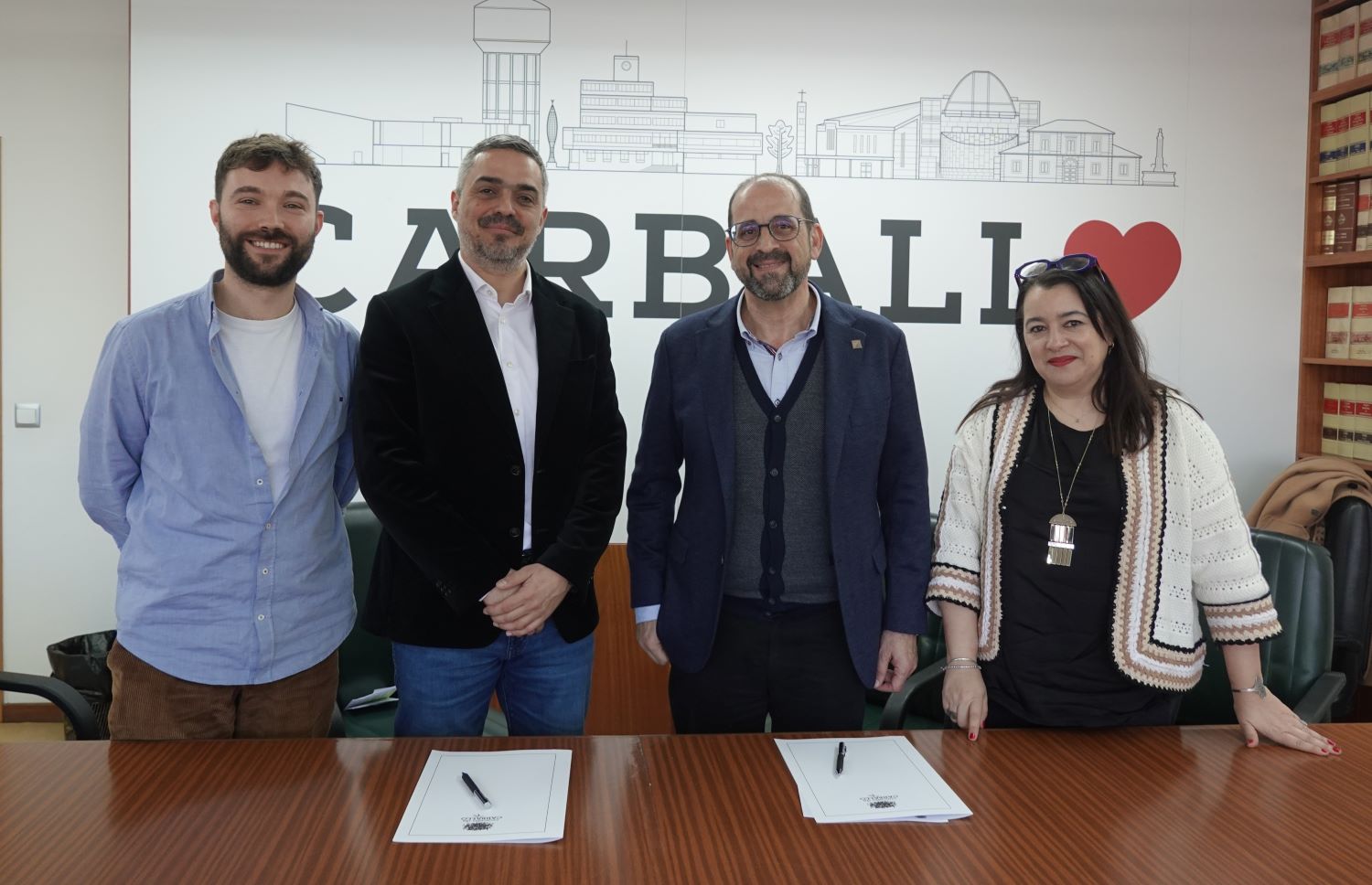 A RAG e Carballo colaborarán na realización do mapa sociolingüístico escolar municipal