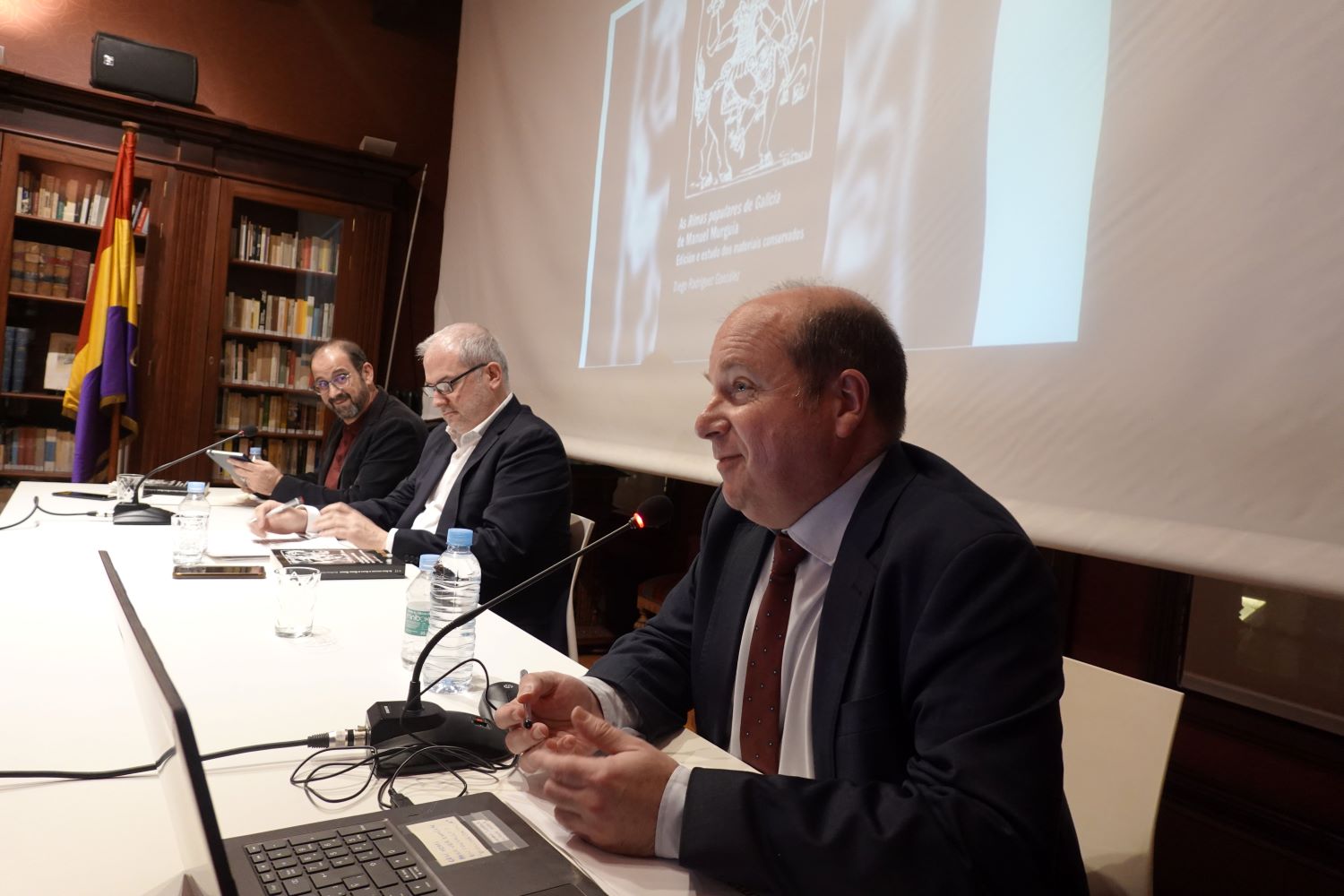 O volume das 'Rimas' de Murguía trae a luz a un material inédito sobre o romanceiro