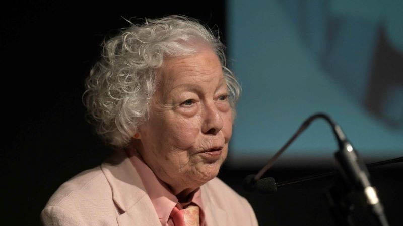 María Xosé Queizán, elixida académica de honra