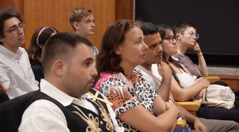 Galego sen fronteiras, un antídoto contra a intolerancia que agasalla o mundo coa nosa lingua